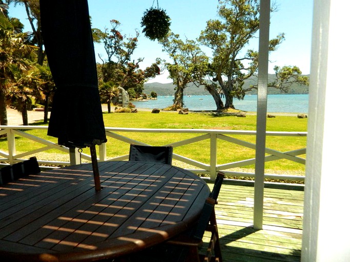 Nature Lodges (Great Barrier Island, North Island, New Zealand)