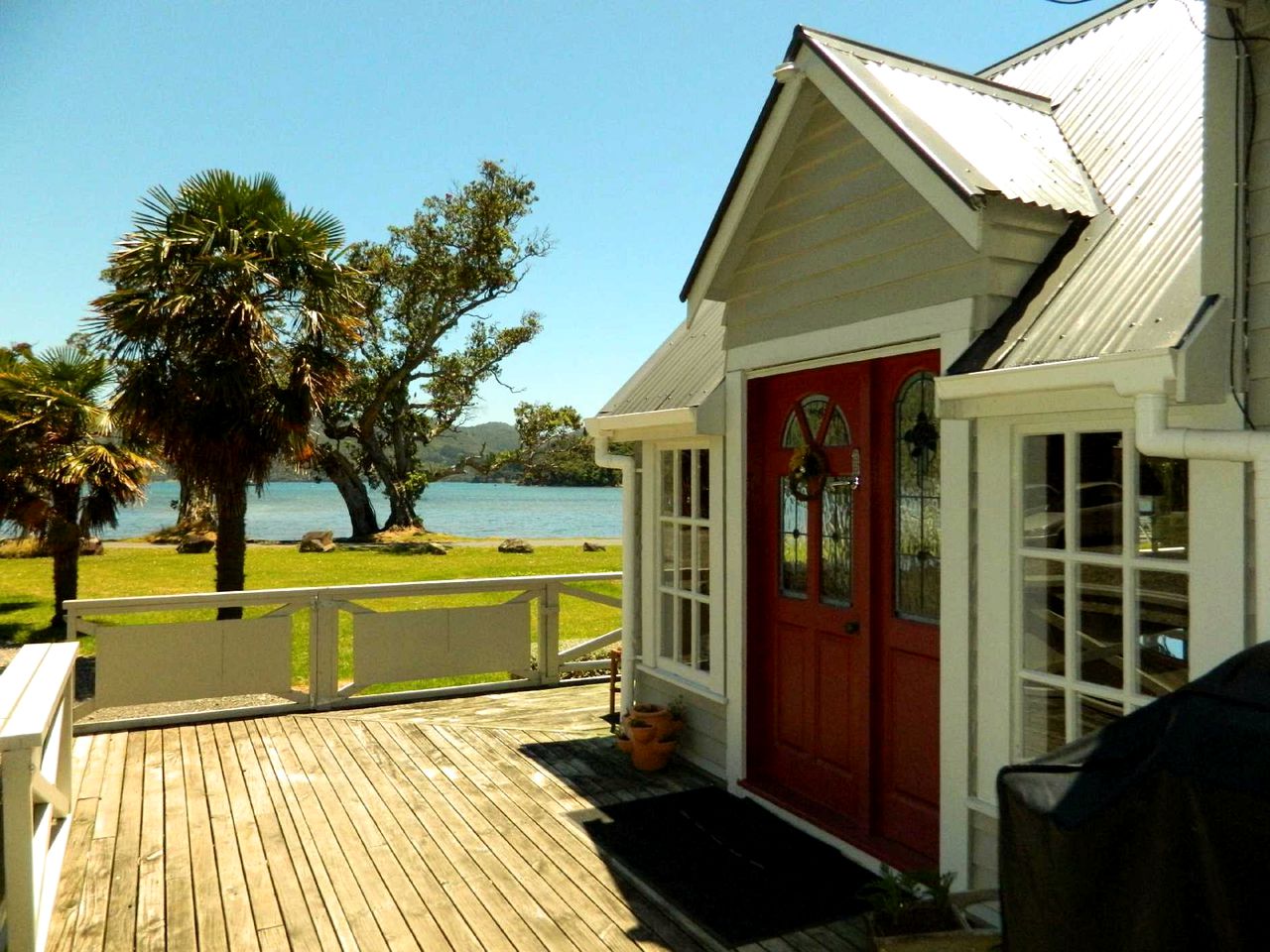 Spacious Lodge Rental in Tryphena, Great Barrier Island, New Zealand