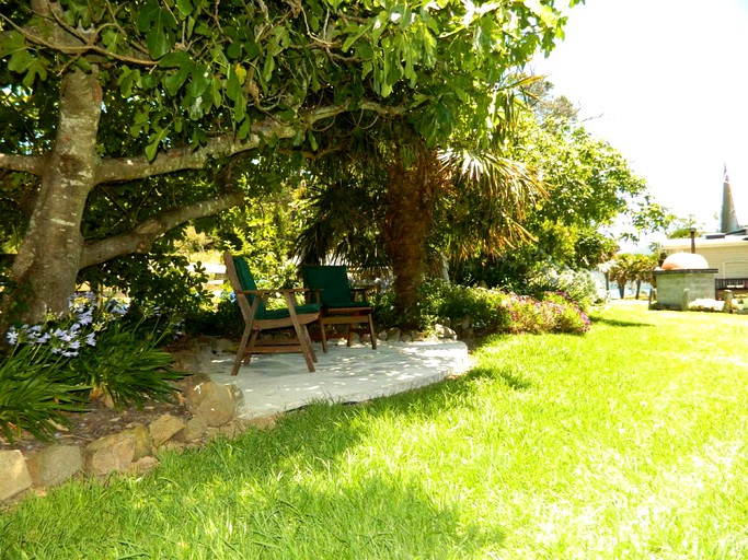 Nature Lodges (Great Barrier Island, North Island, New Zealand)