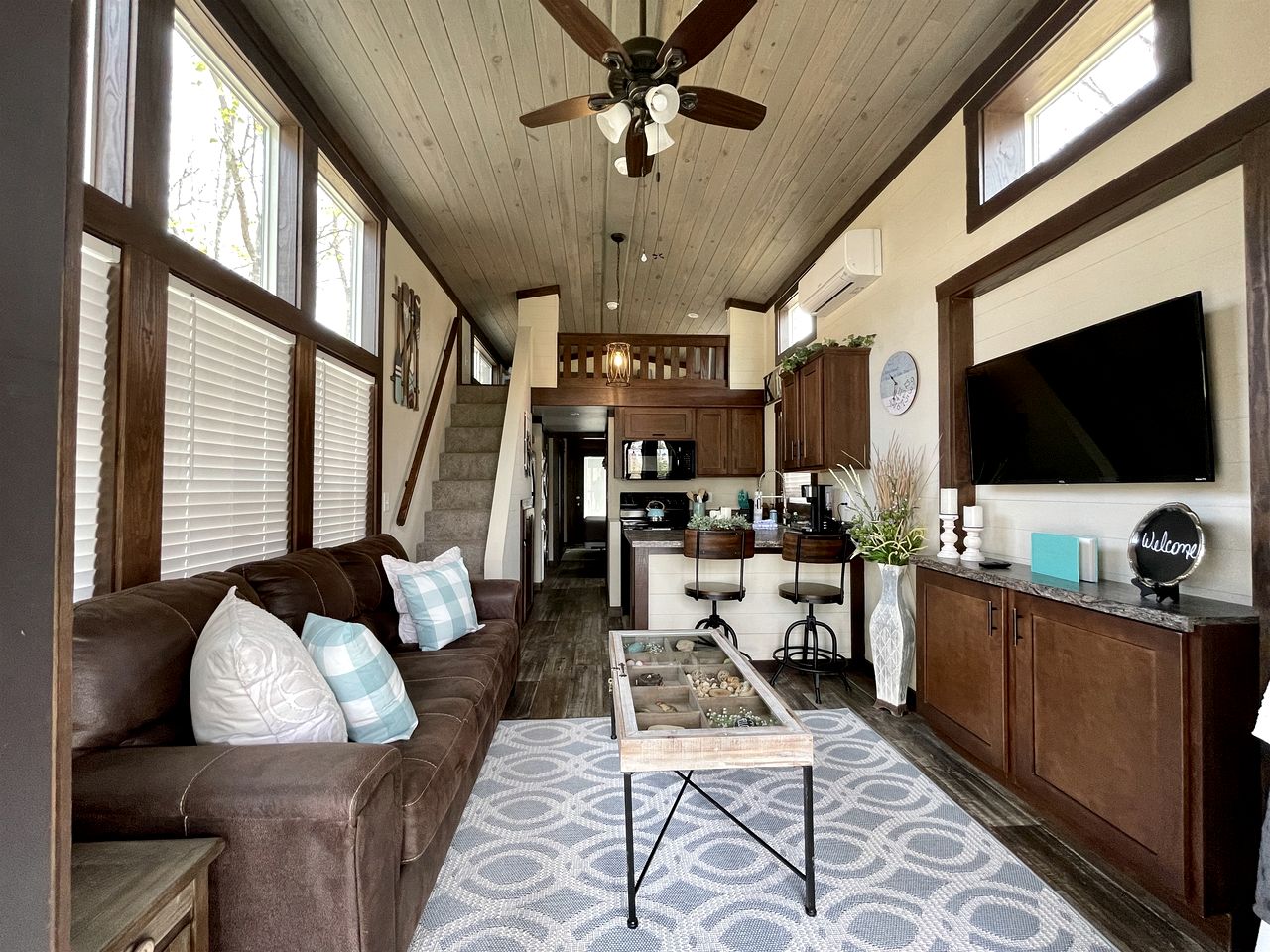 Amazing Lake Close Cabin with Fire Pit in Tracy City, Tennessee