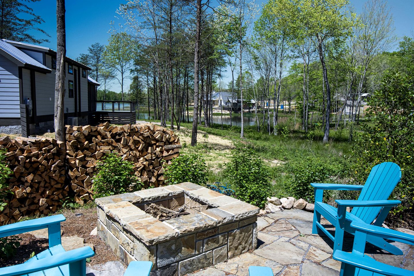 Amazing Lake Close Cabin with Fire Pit in Tracy City, Tennessee