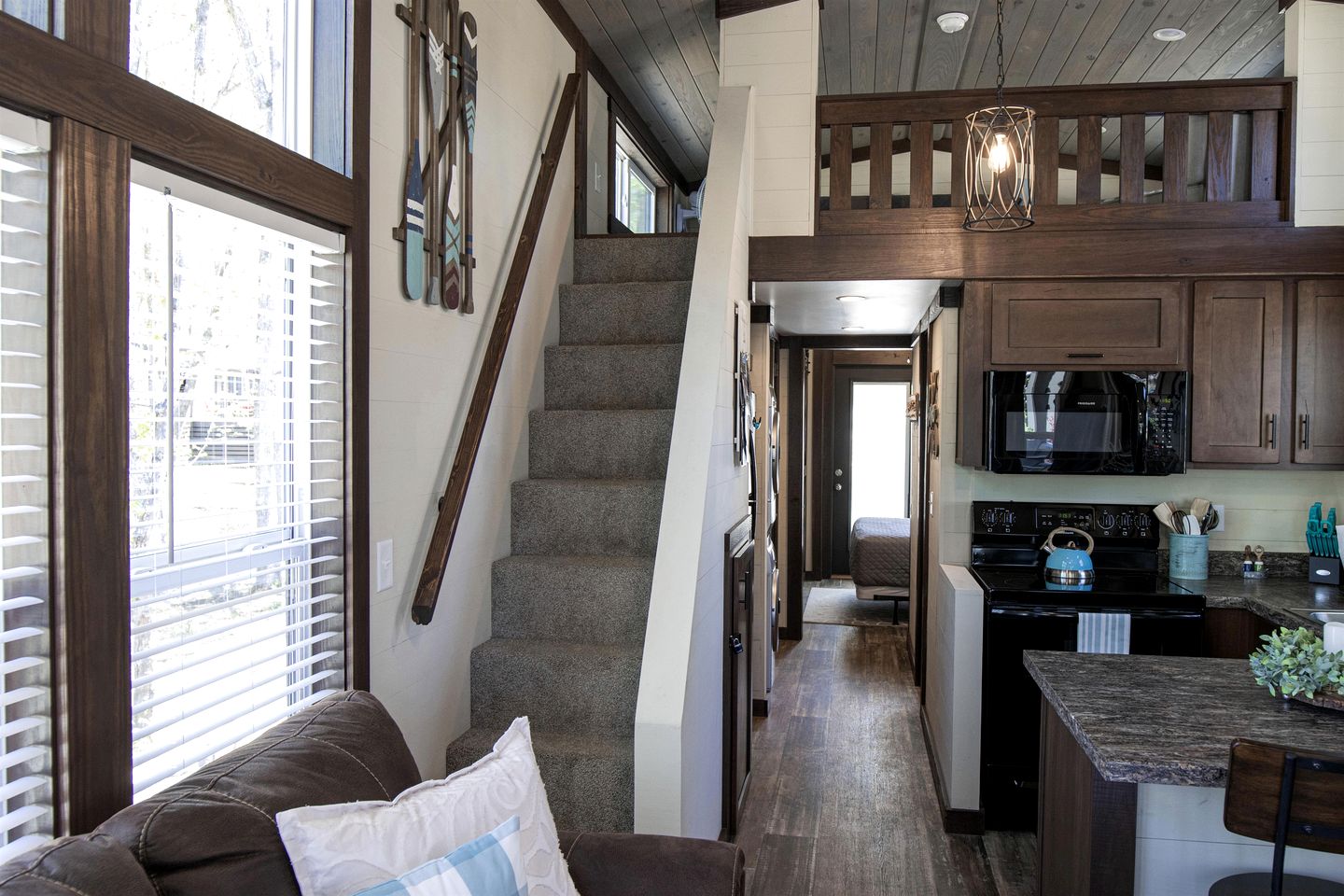Amazing Lake Close Cabin with Fire Pit in Tracy City, Tennessee