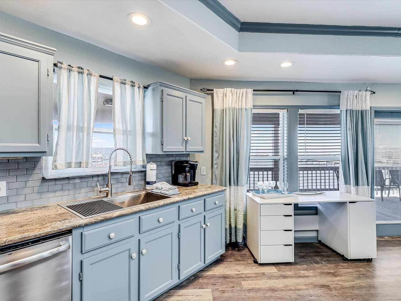 Picturesque Beach House with Fantastic Views in Rockport, Texas