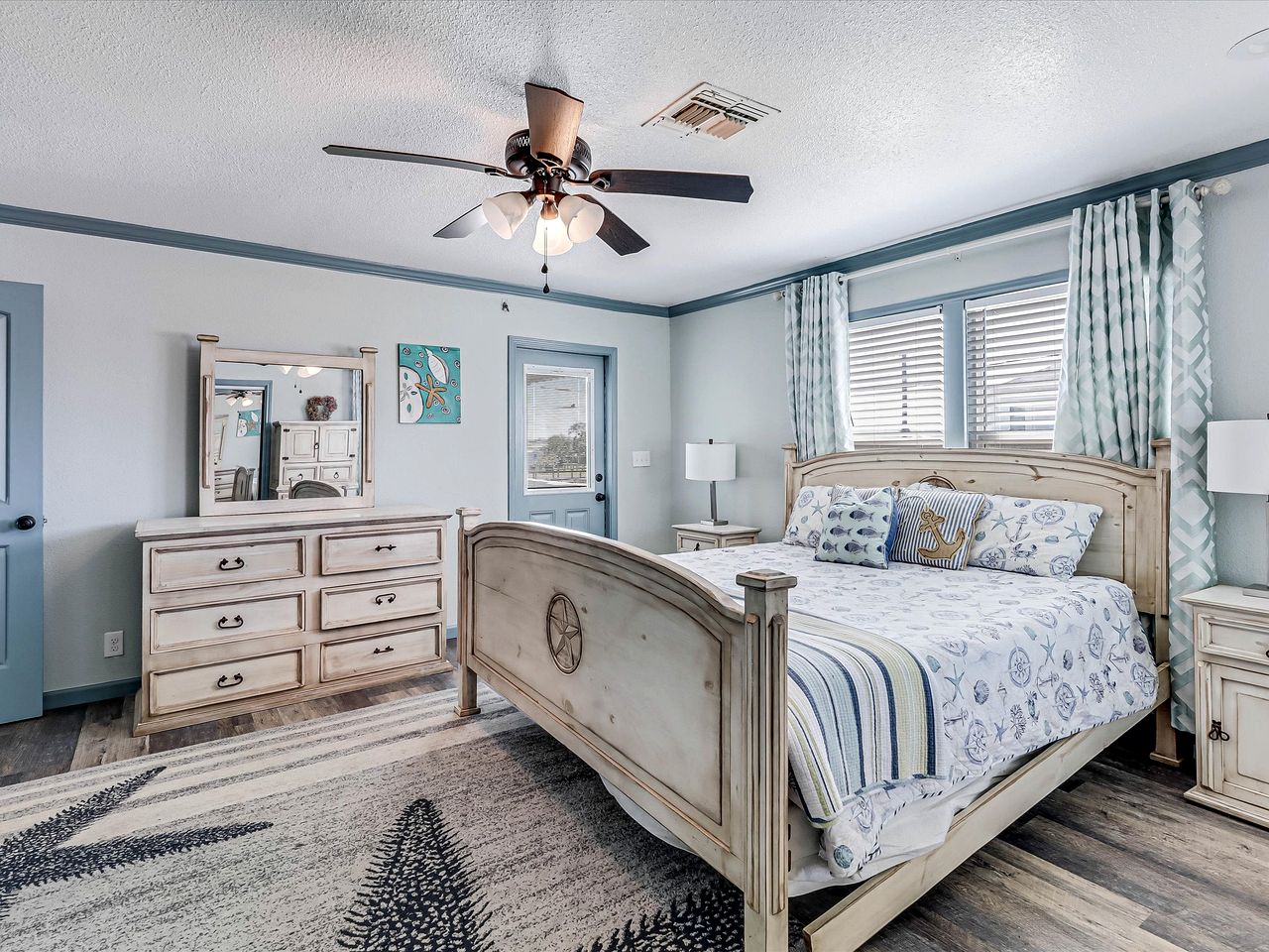 Picturesque Beach House with Fantastic Views in Rockport, Texas