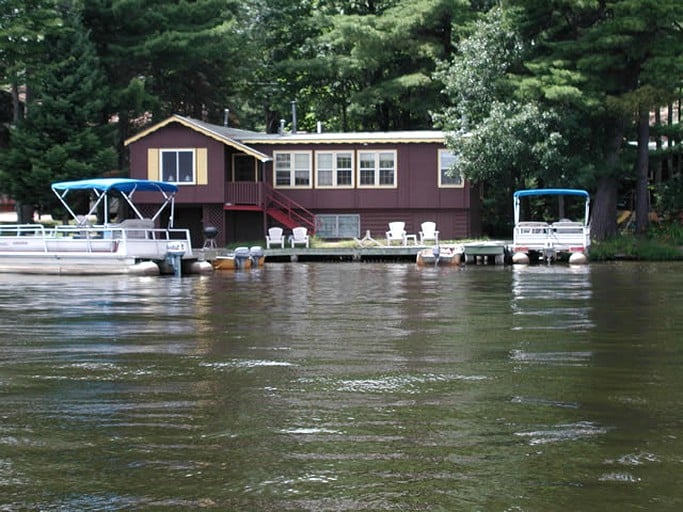 Cabins (Eagle River, Wisconsin, United States)