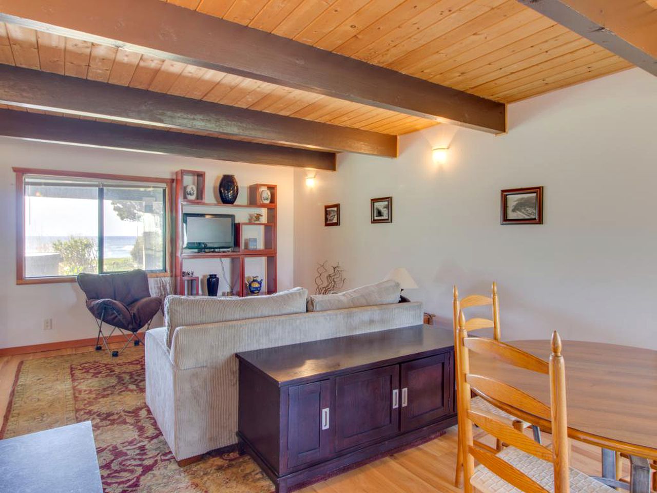 Cottage Rental in Cape Meares, Oregon