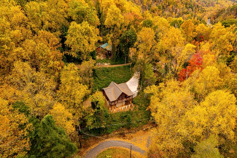 Cabins (United States of America, Gatlinburg, Tennessee)