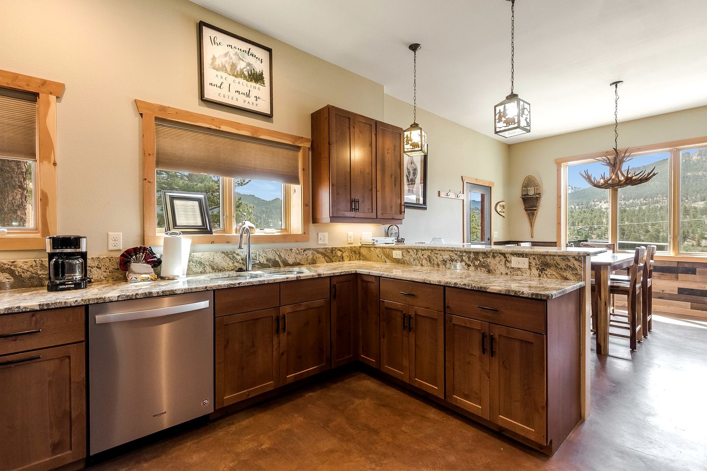 Idyllic Retreat with Private Hot Tub near Rocky Mountain National Park and Estes Park, Colorado