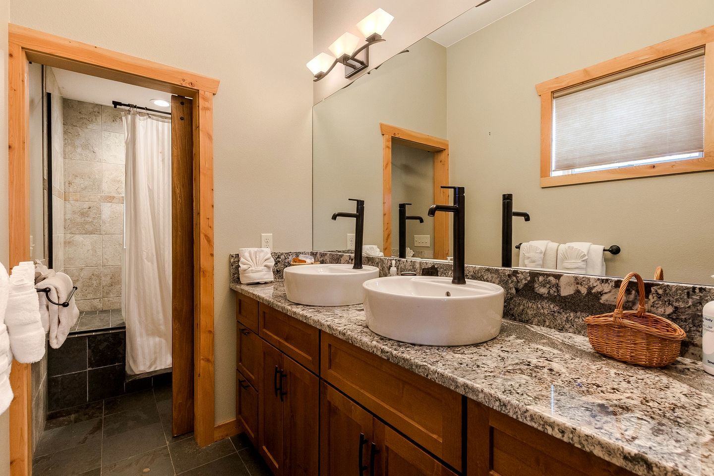 Idyllic Retreat with Private Hot Tub near Rocky Mountain National Park and Estes Park, Colorado