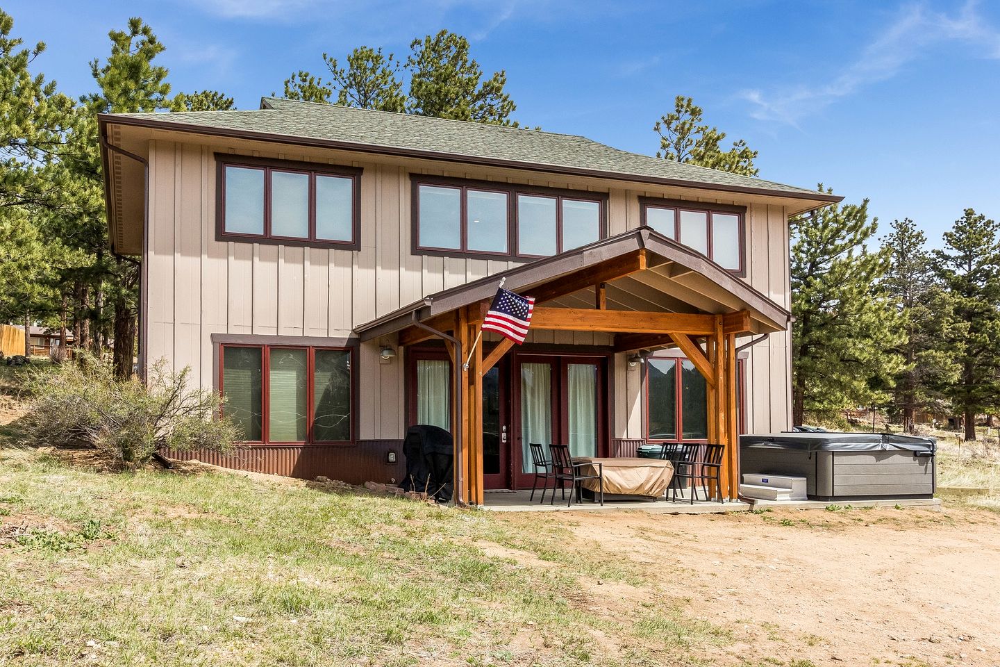 Idyllic Retreat with Private Hot Tub near Rocky Mountain National Park and Estes Park, Colorado