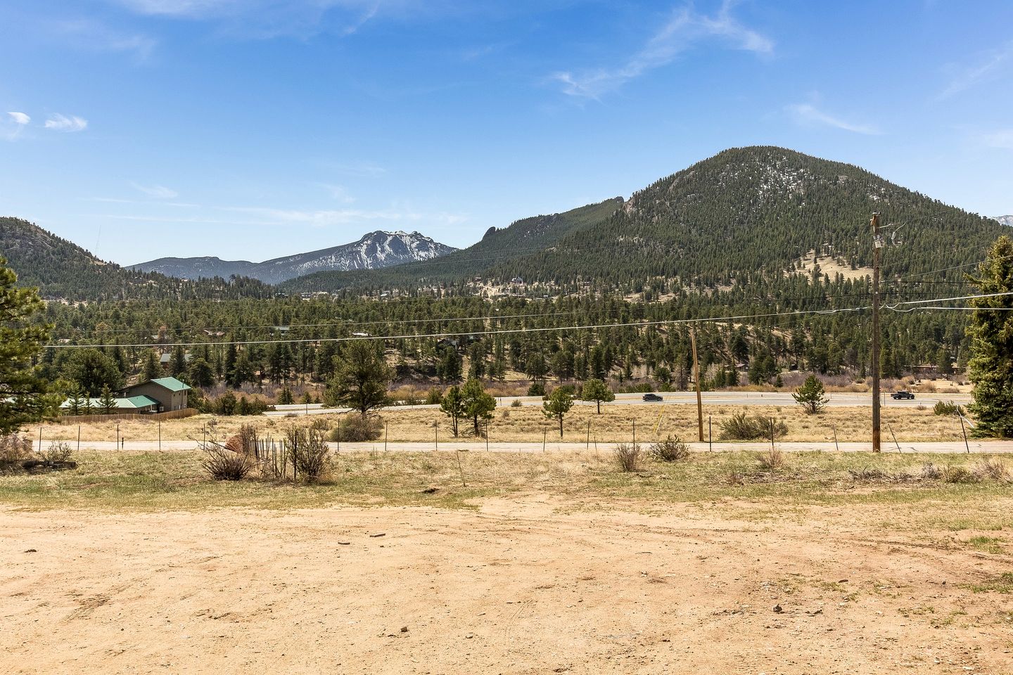 Idyllic Retreat with Private Hot Tub near Rocky Mountain National Park and Estes Park, Colorado