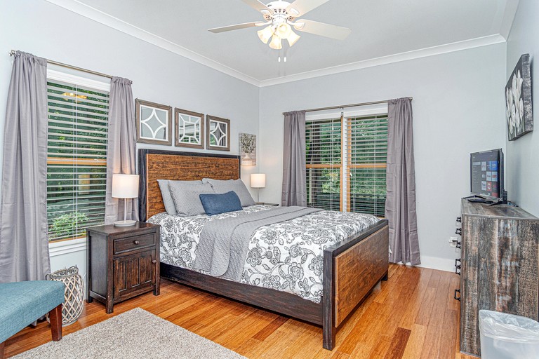 Cabins (United States of America, Chattanooga, Tennessee)