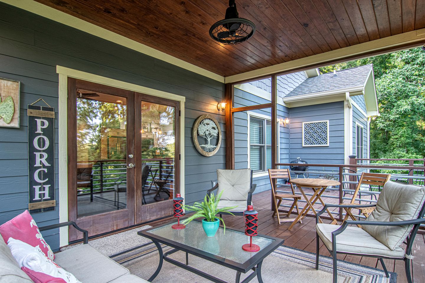 Amazing Cabin with Stunning Forest Sights in Chattanooga, Tennessee