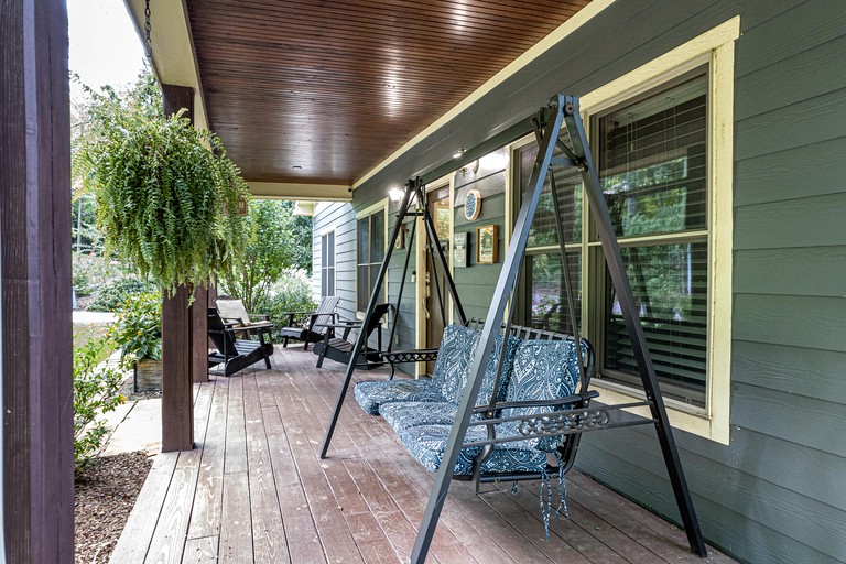 Cabins (United States of America, Chattanooga, Tennessee)