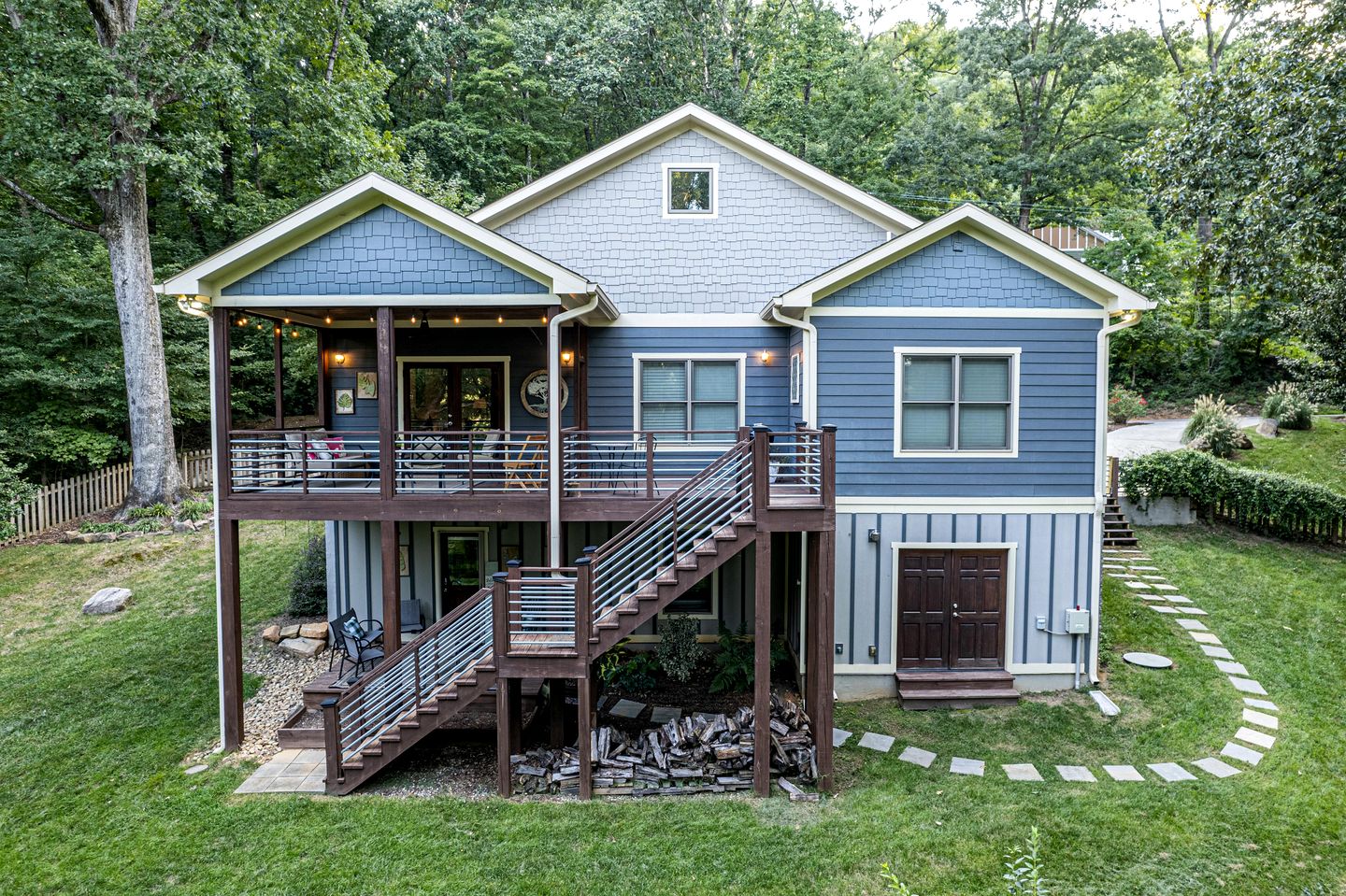 Impressive Cabin with Great Surroundings in Chattanooga, Tennessee