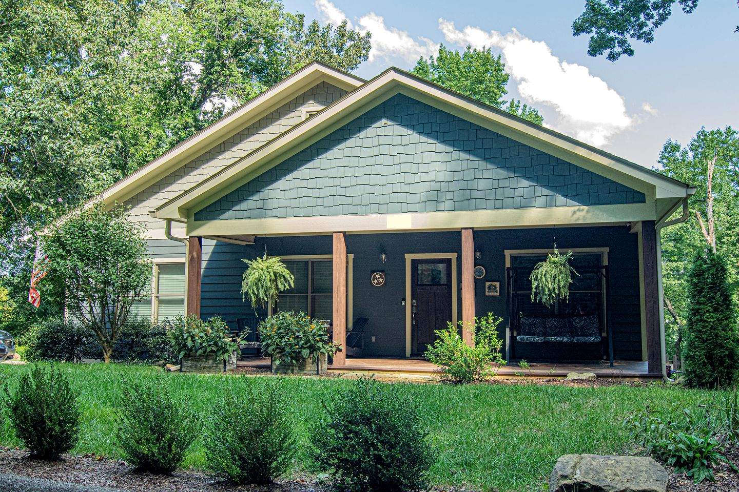 Impressive Cabin with Great Surroundings in Chattanooga, Tennessee