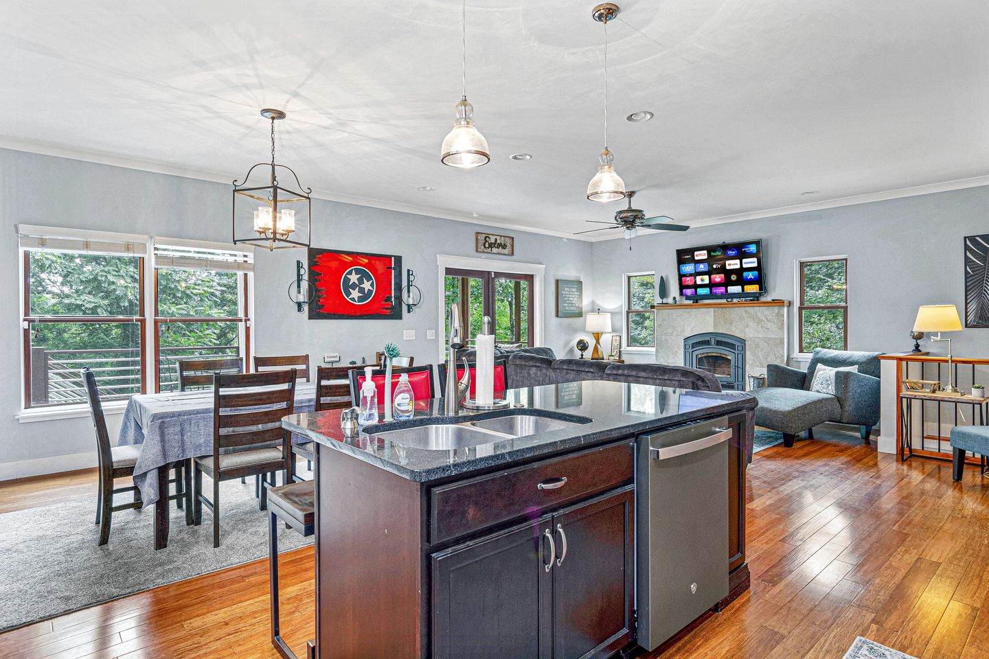 Impressive Cabin with Great Surroundings in Chattanooga, Tennessee
