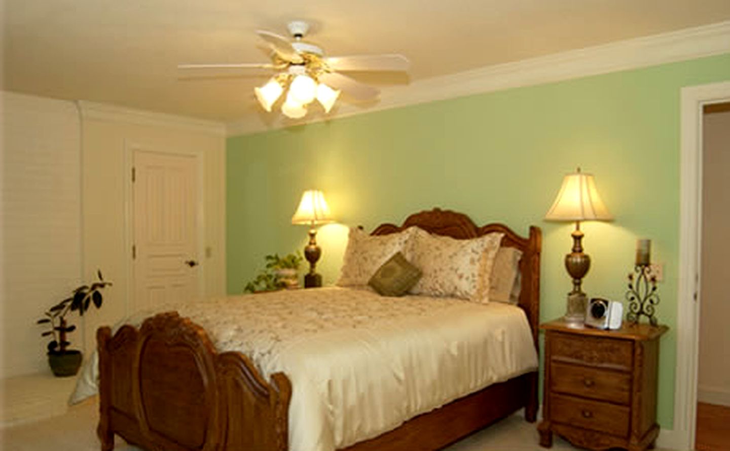 Charming Suite Perfect for a Weekend Getaway near Auburn, California