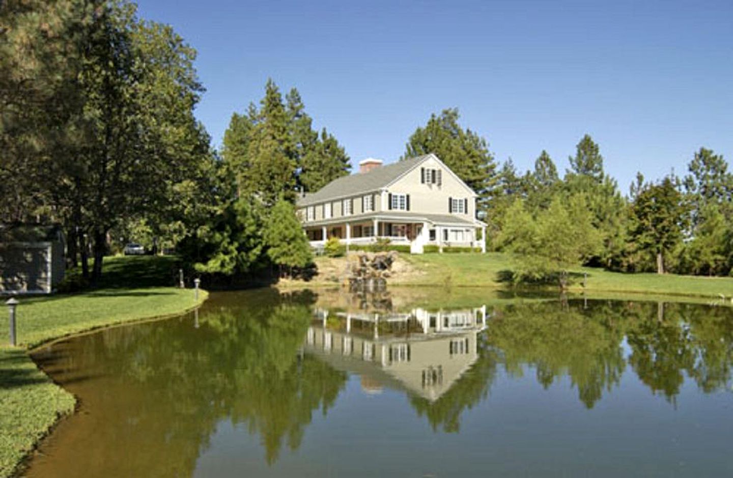 Delightful Suite Rental just Minutes from the Stunning Eden Valley, California