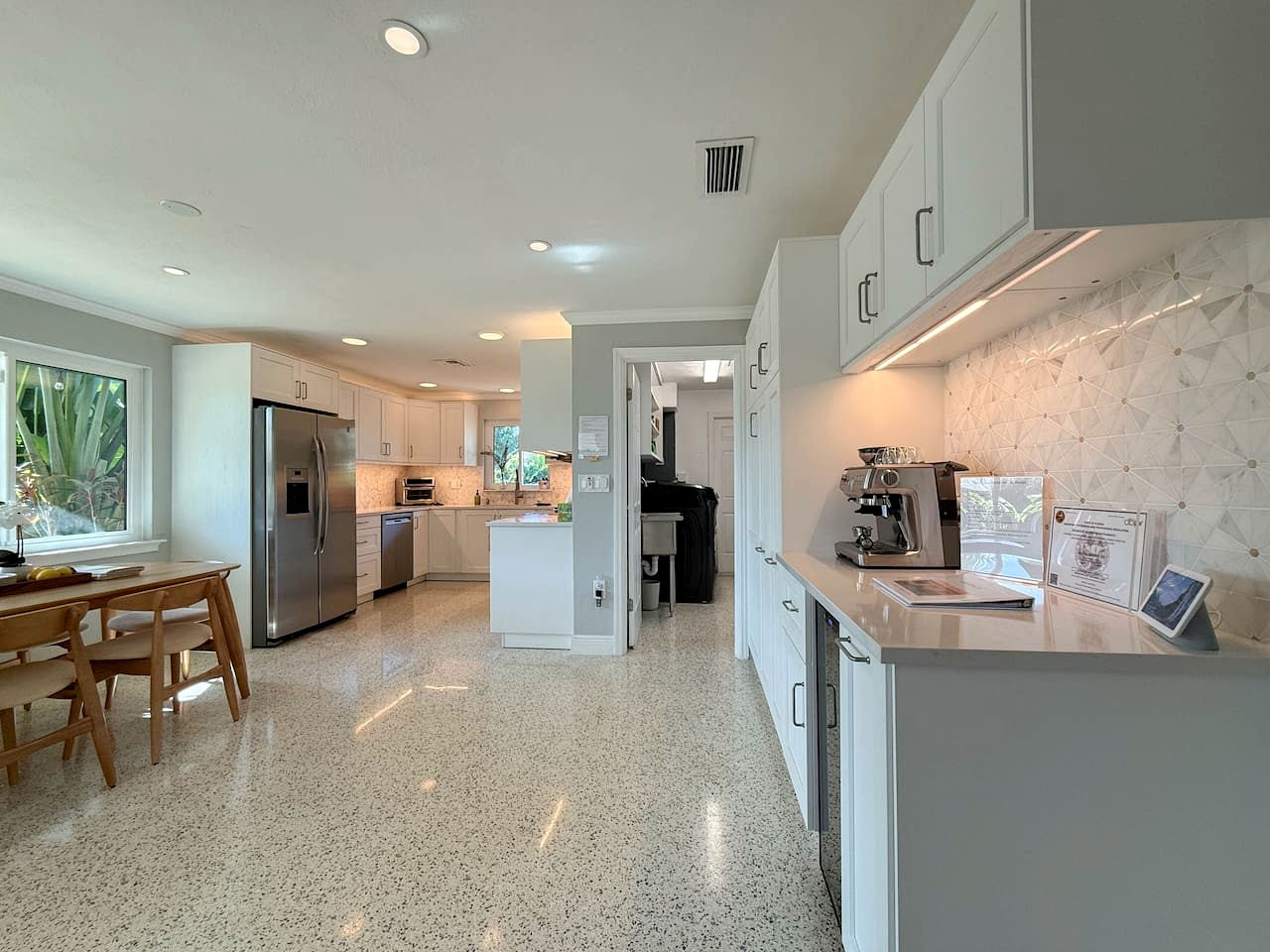 Private Oasis with Lanai and Lounge Space in Sarasota, Florida