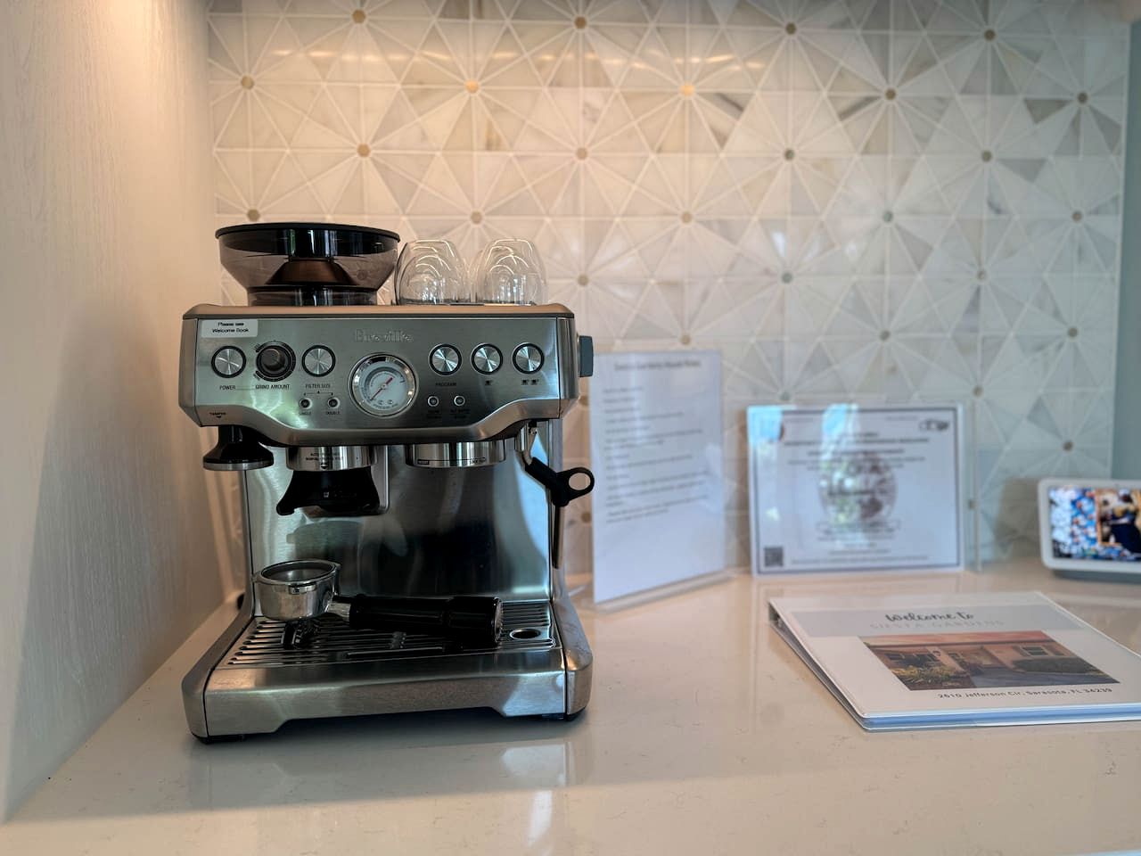 Private Oasis with Lanai and Lounge Space in Sarasota, Florida