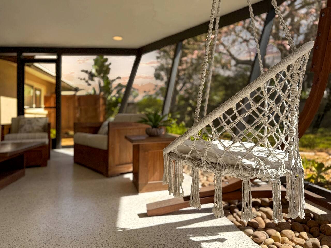 Private Oasis with Lanai and Lounge Space in Sarasota, Florida