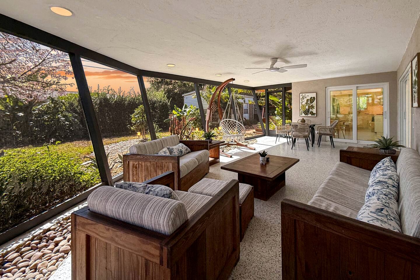 Private Oasis with Lanai and Lounge Space in Sarasota, Florida