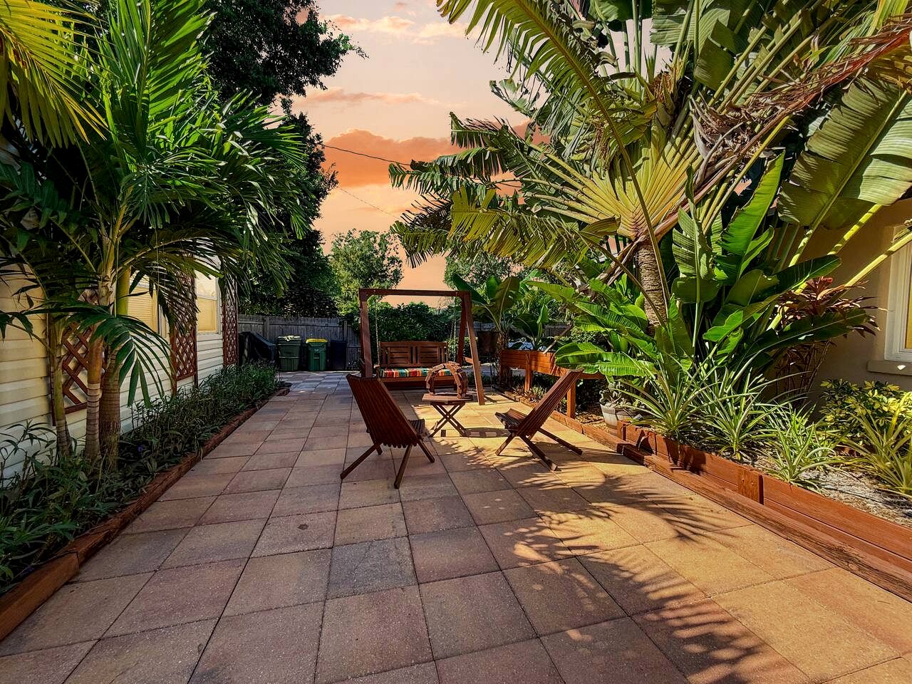 Private Oasis with Lanai and Lounge Space in Sarasota, Florida