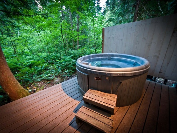 Cabins (Rhododendron, Oregon, United States) | Luxury Oregon cabin with hot tub!