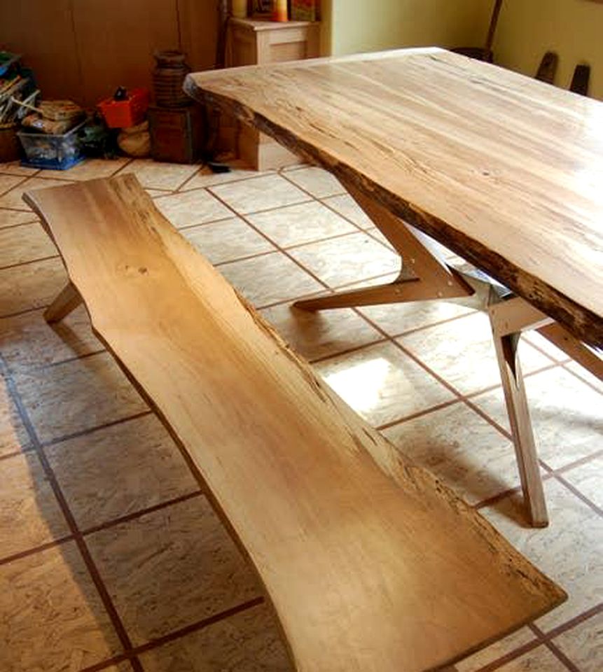 Impressive Cabin with Three Acres of Land near Portland, Oregon