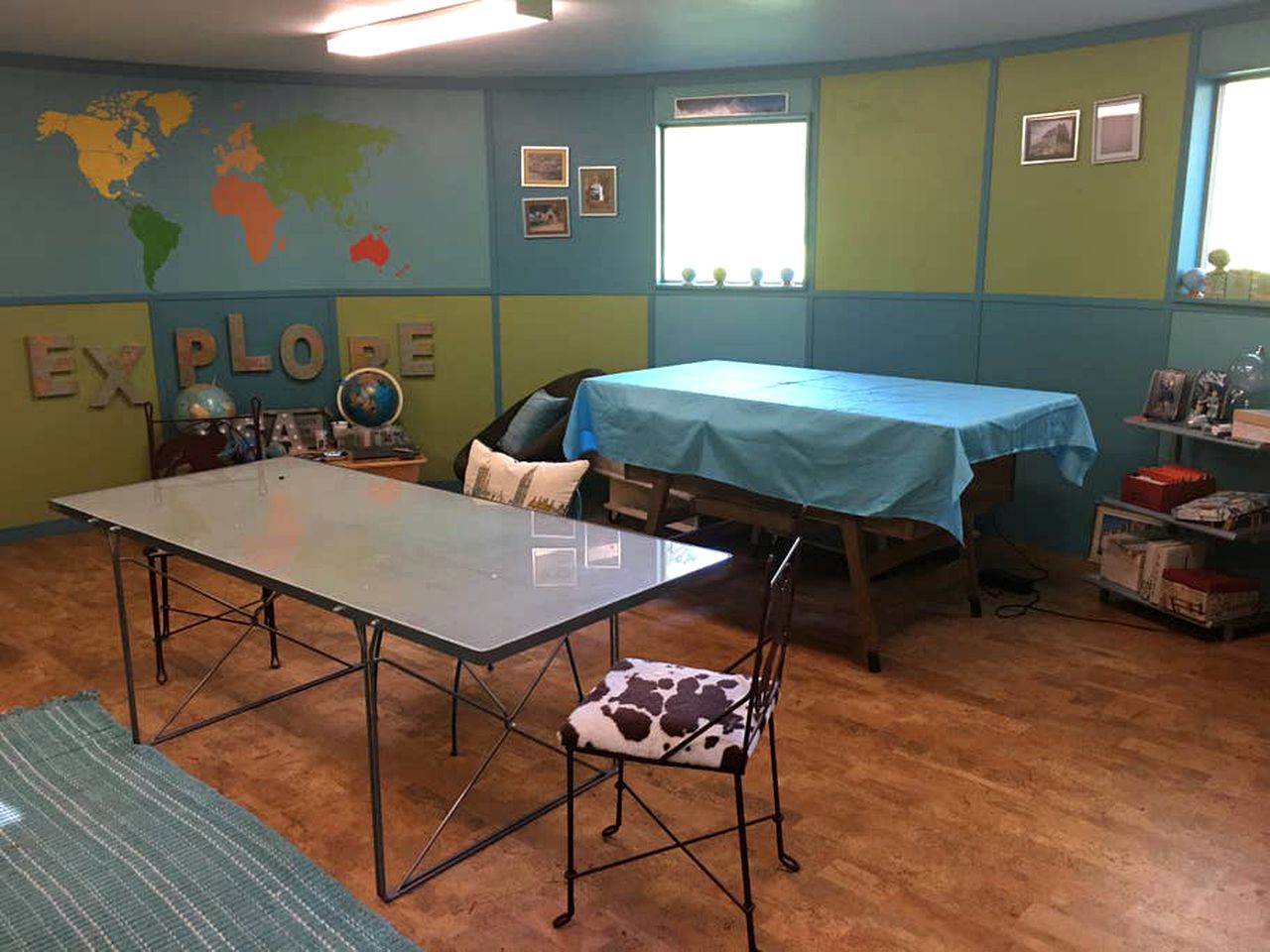 Impressive Cabin with Three Acres of Land near Portland, Oregon