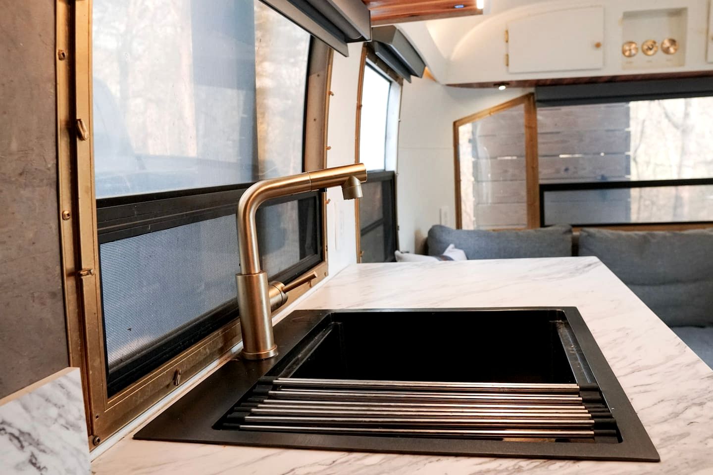 Retro Camper Retreat with Firepit & Hot Tub Escape in Sevierville, Tennessee