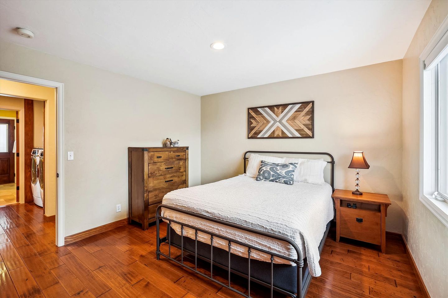 Incredible Family Cabin with Hot Tub and Mountain Views near Ski Slopes of Breckenridge, Colorado