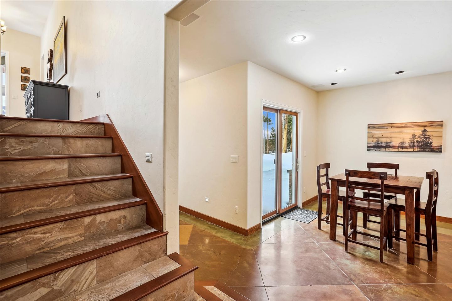 Incredible Family Cabin with Hot Tub and Mountain Views near Ski Slopes of Breckenridge, Colorado