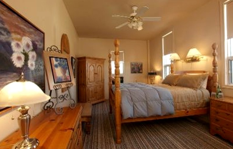 Villas (Flesherton, Ontario, Canada)