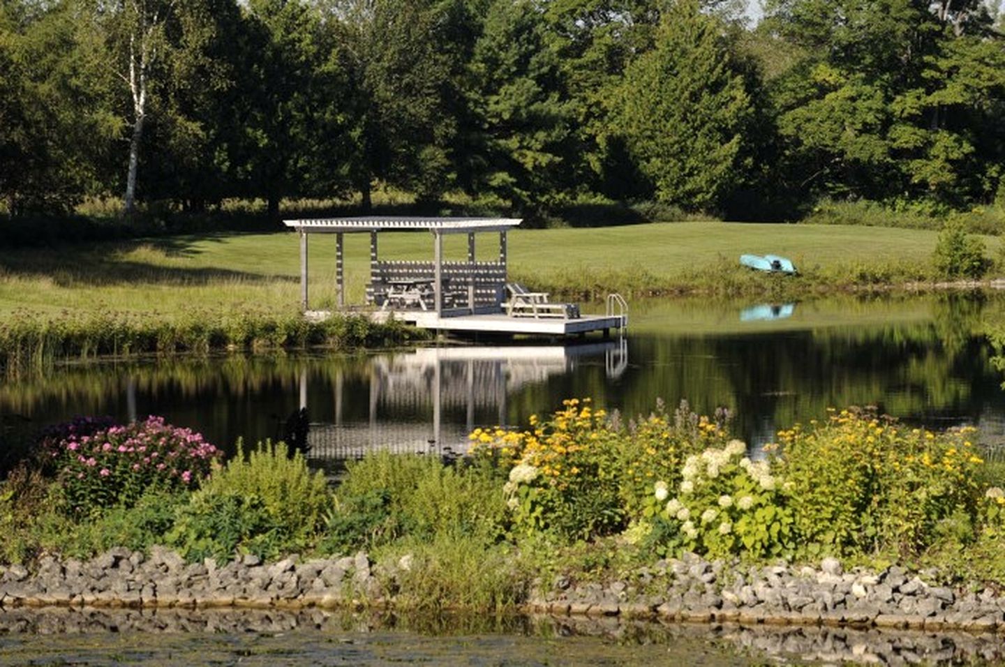 Luxurious Cottage Retreat Rental Nestled in the Beautiful Wilderness of Grey County, Ontario