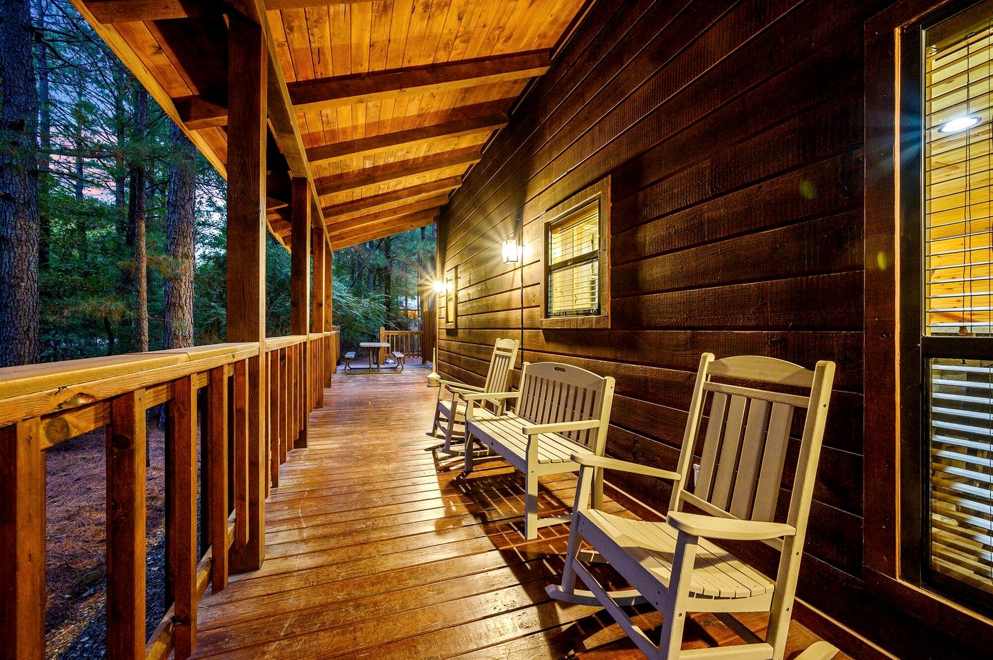 Rustic Two-Story Cabin with Hot Tub, Game Loft & Fireplace Near Broken Bow