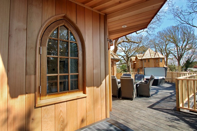 Tree Houses (United Kingdom, --, --)