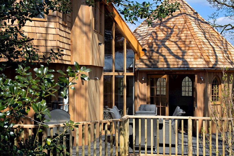 Tree Houses (United Kingdom, --, --)