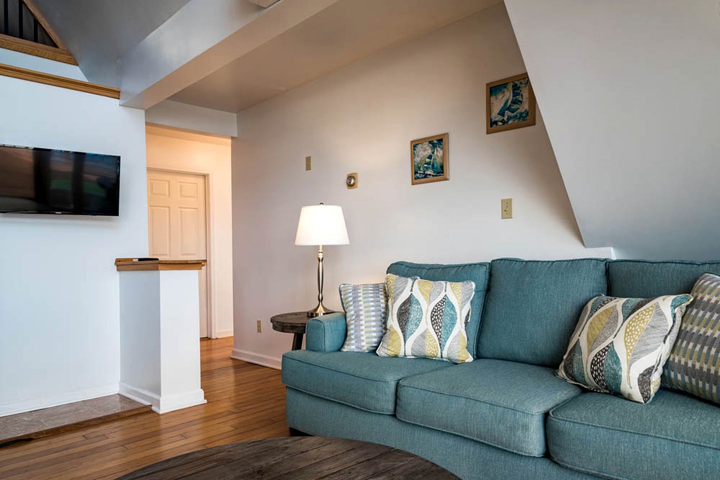 Luxurious A-Frame Vacation Getaway Overlooking Seneca Lake in Hector, New York