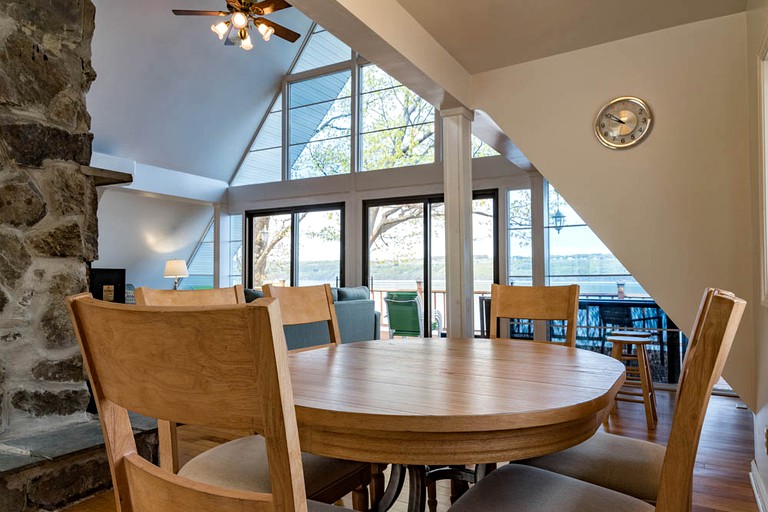 Cottages (Hector, New York, United States)