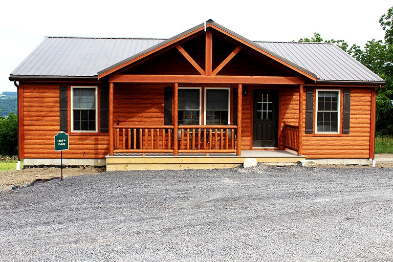 Log Cabins (Hector, New York, United States)