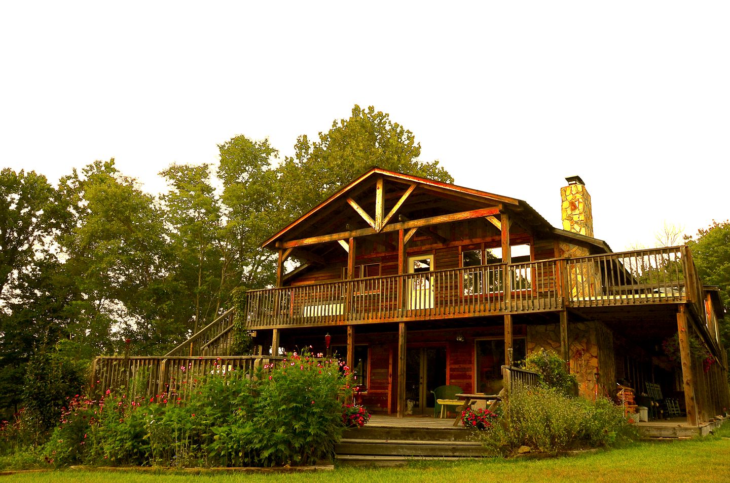 Beautiful Lodge Rental for Groups near Hanging Rock State Park, North Carolina