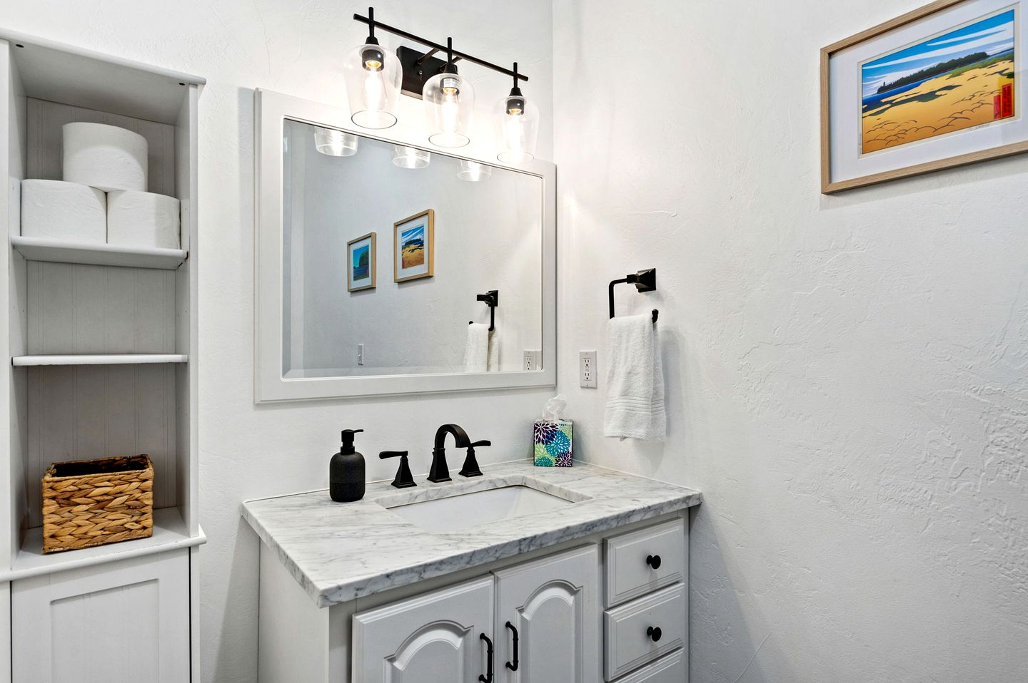 Charming Sister Bay Vacation Home with Hot Tub, Steps from Beach & Downtown, Wisconsin