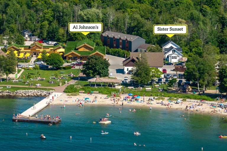 Vacation Rentals (United States of America, --, Wisconsin)