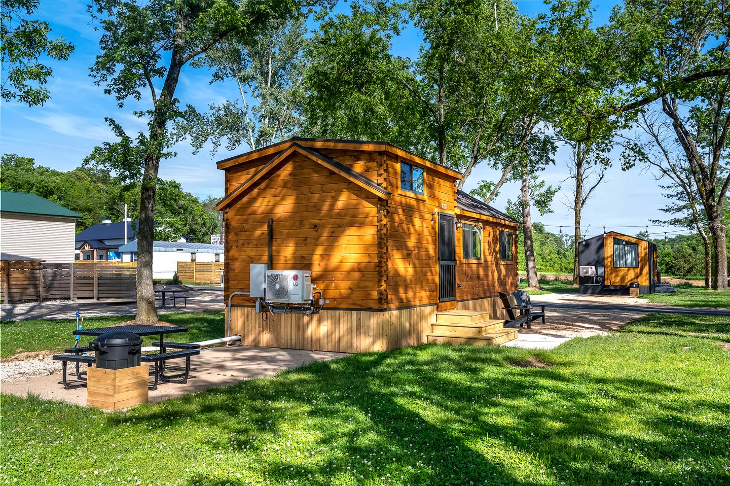 Charming Wooden Cabin Nestled Amidst Trees in Branson, Missouri