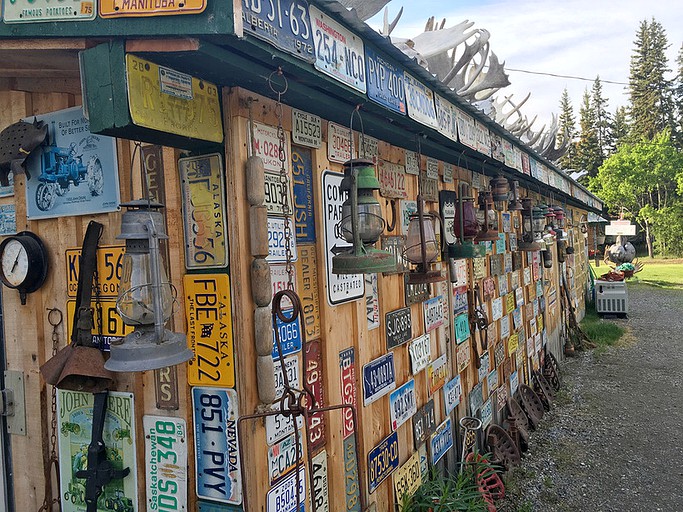 Nature Lodges (Tagish, Yukon, Canada)