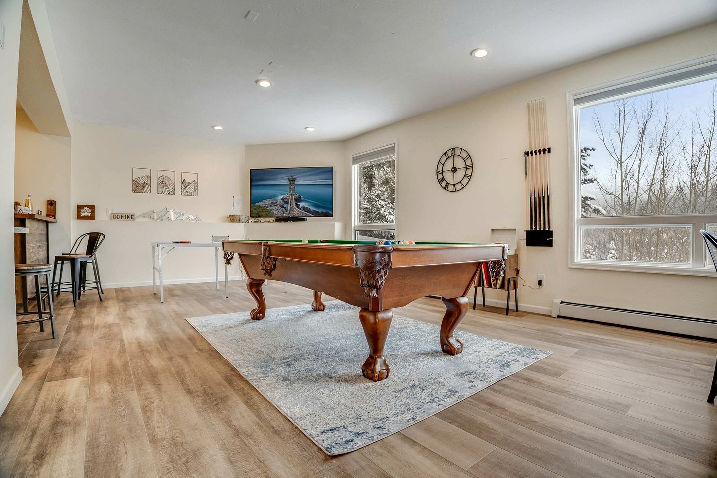 Stunning Cabin with Sauna, Game Room, and Spectacular Views for a Luxurious Escape in Nature in Breckenridge, Colorado