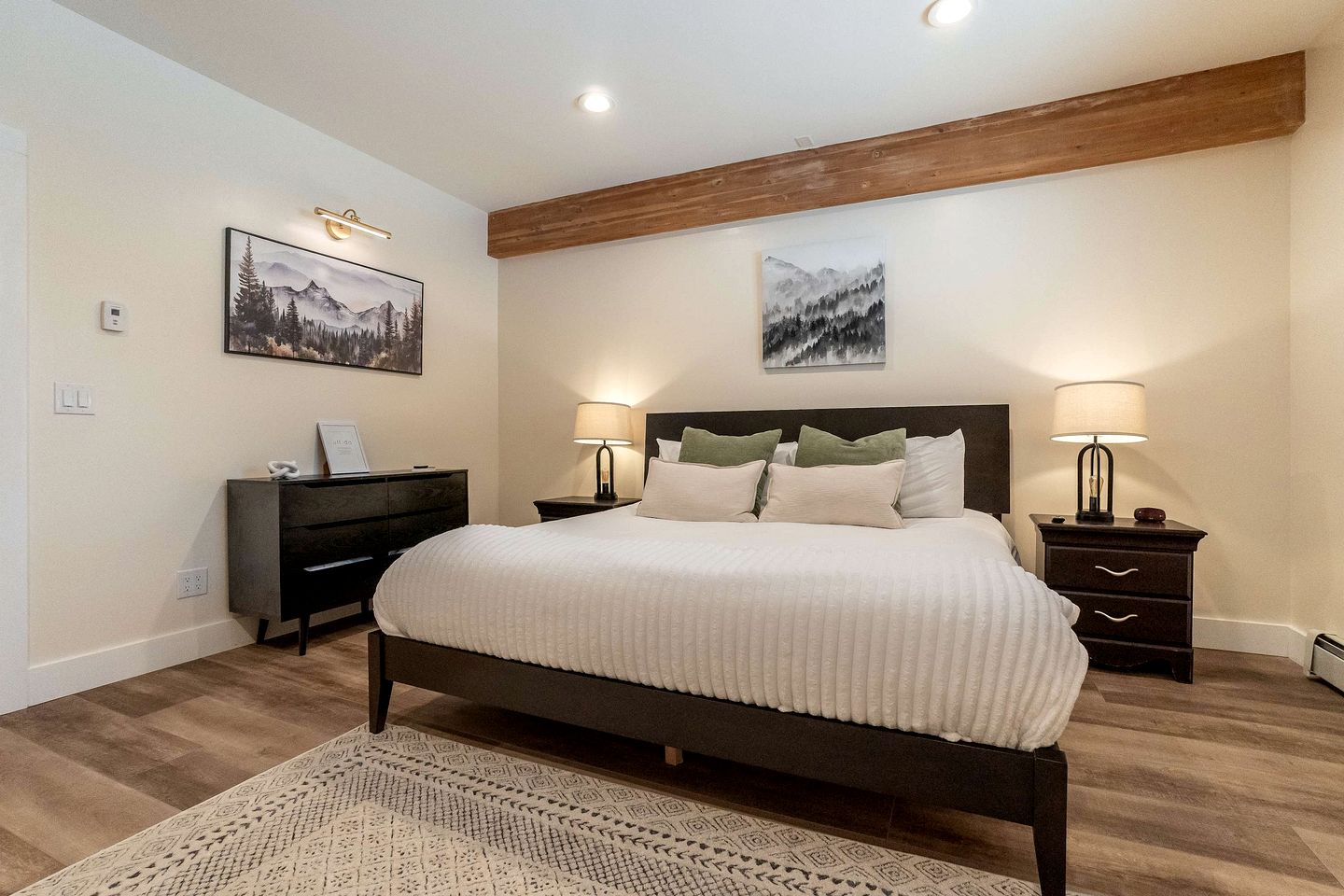 Stunning Cabin with Sauna, Game Room, and Spectacular Views for a Luxurious Escape in Nature in Breckenridge, Colorado