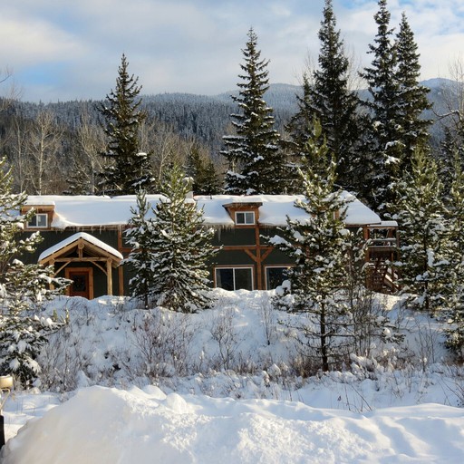 Nature Lodges (New Hazelton, British Columbia, Canada)